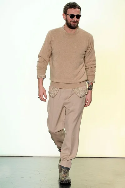 Look 26